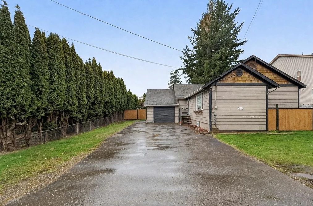 House for sale at 33056 Cherry Avenue Mission British Columbia - MLS: R3109898