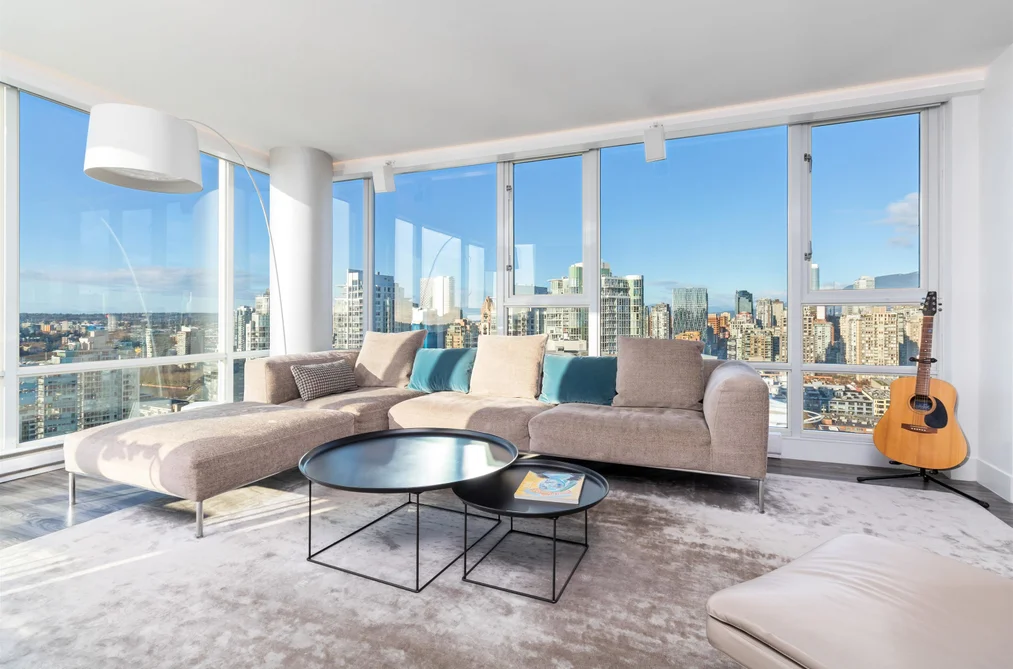 Condo for sale at 3307 1033 Marinaside Crescent Vancouver British Columbia - MLS: R3103326