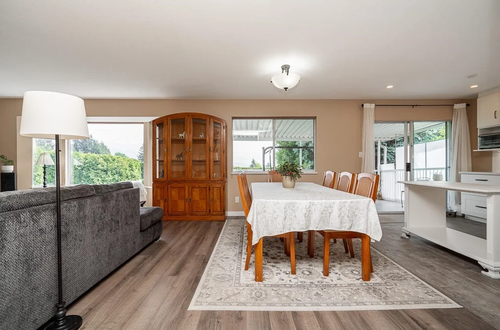 33090 BEST AVENUE, Mission BC V2V 2T1, Mission BC — Residential for Sale - Photo 2