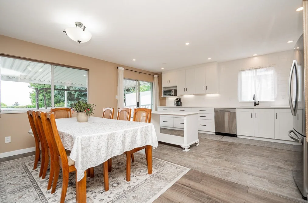 33090 BEST AVENUE, Mission BC V2V 2T1, Mission BC — Residential for Sale - Photo 3