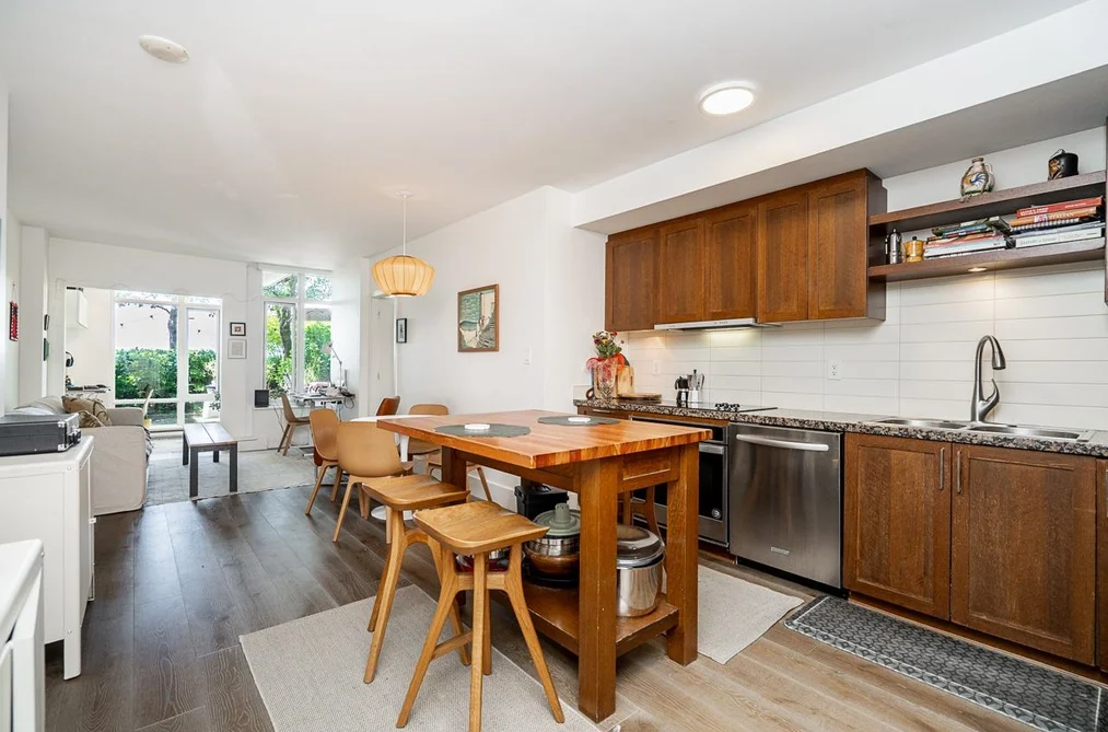 331 2288 W BROADWAY, Vancouver BC V6K 0B3, Vancouver BC — Residential for Sale — Photo 3 of 34