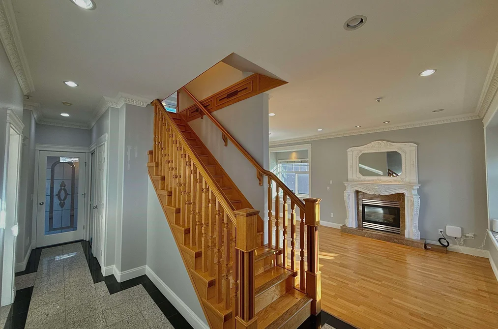3311 E 44TH AVENUE, Vancouver BC V5R 3B3, Vancouver BC — Residential for Sale - Photo 2