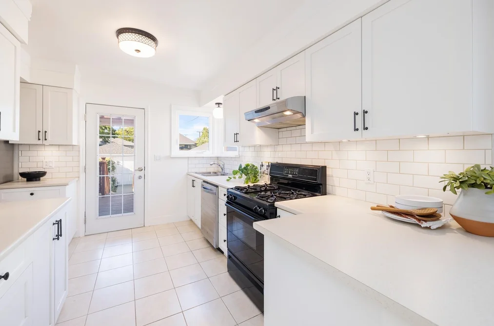 3311 W 8TH AVENUE, Vancouver BC V4M 3V1, Vancouver BC — Residential for Sale — Photo 11 of 40