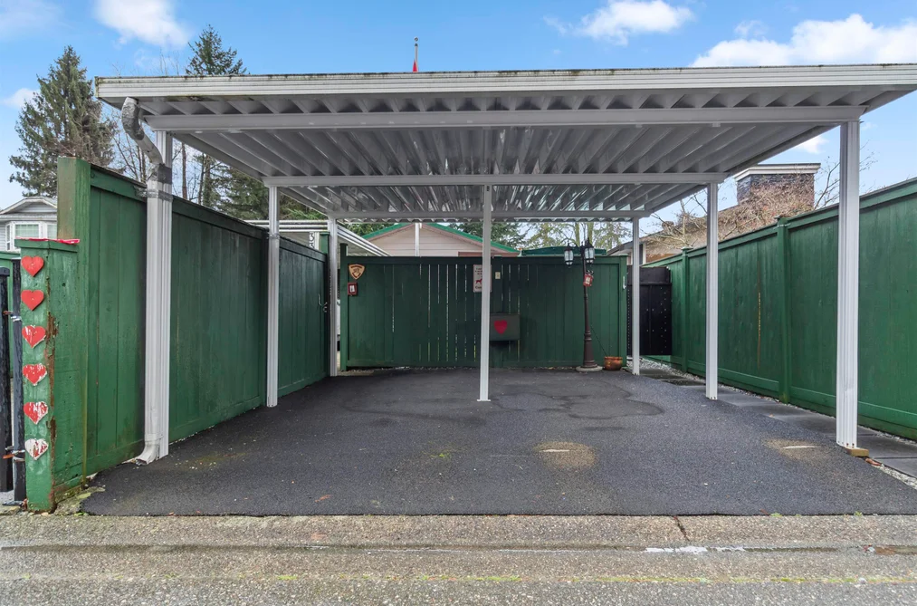 33132 MYRTLE AVENUE, Mission BC V2V 5W1, Mission BC — Residential for Sale - Photo 2
