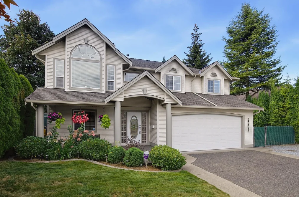 House for sale at 33134 Cherry Avenue Mission British Columbia - MLS: R3163231