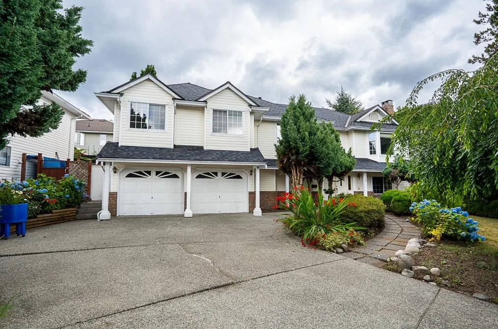 House for sale at 3315 El Casa Court Coquitlam British Columbia - MLS: R3146403