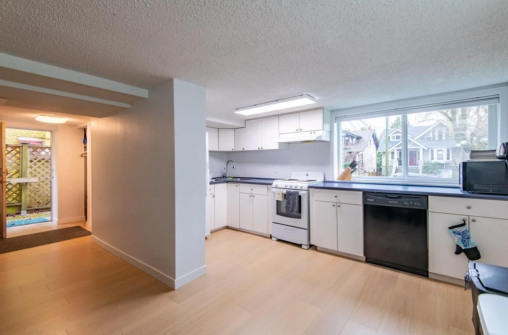 3315 W 6TH AVENUE, Vancouver BC V6R 1T2, Vancouver BC — Residential for Sale - Photo 3