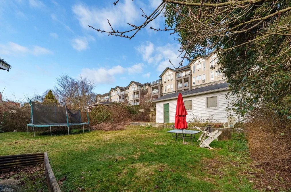 33163 3 AVENUE, Mission BC V2V 1N8, Mission BC — Residential for Sale - Photo 2