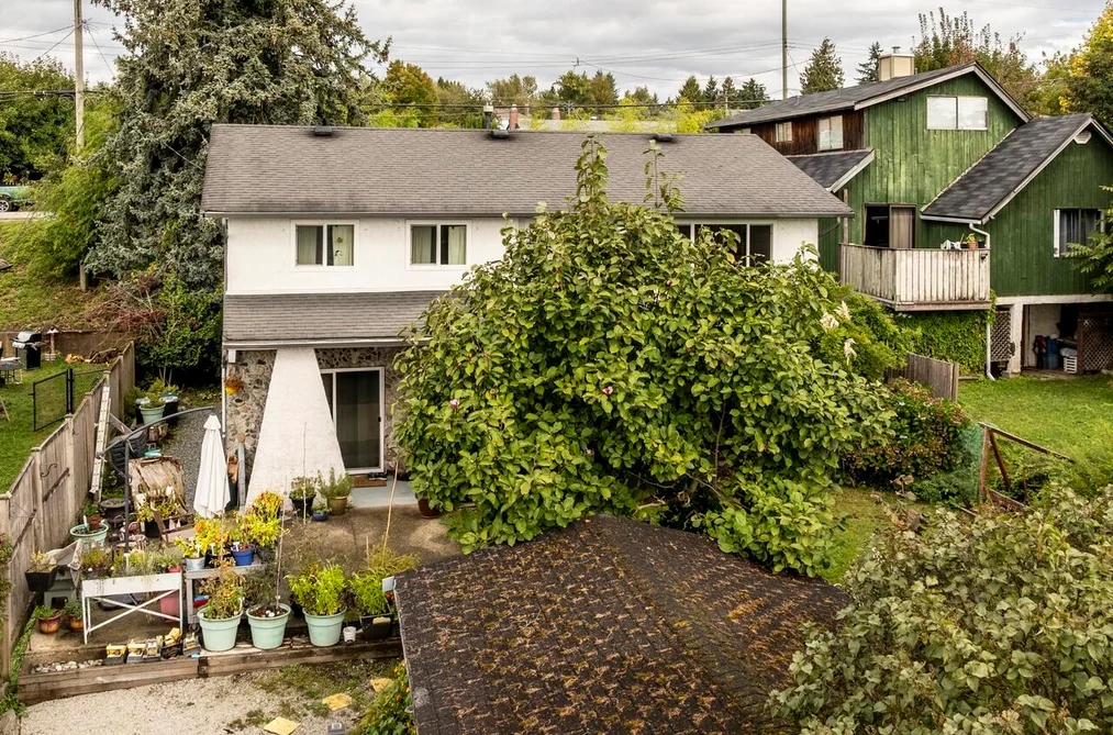 33164 5TH AVENUE, Mission BC V2V 1V8, Mission BC — Residential for Sale - Photo 2
