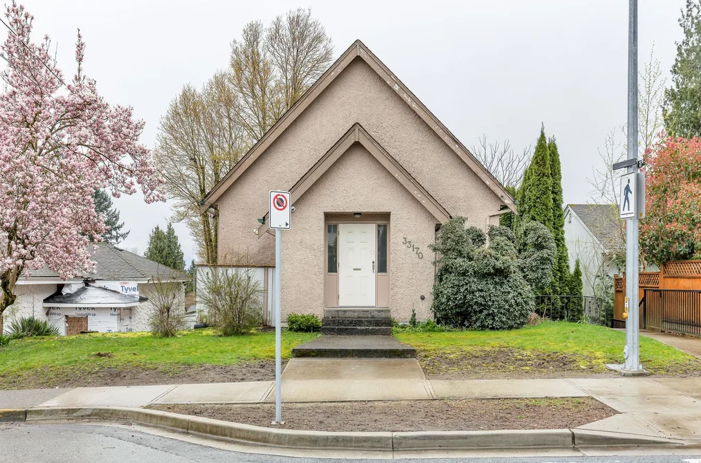 33170 7 AVENUE, Mission BC V2V 2E1, Mission BC — Residential for Sale - Photo 4