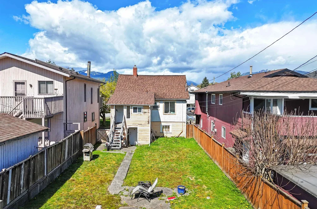 3318 WILLIAM STREET, Vancouver BC V5K 2Z3, Vancouver BC — Residential for Sale - Photo 7