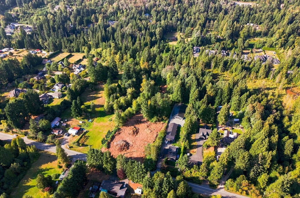 33181 Dewdney Trunk Road, Mission, BC - MLS: R3163994 - Photo 7 33181 Dewdney Trunk Road, Mission, BC - MLS: R3163994 - Photo 7