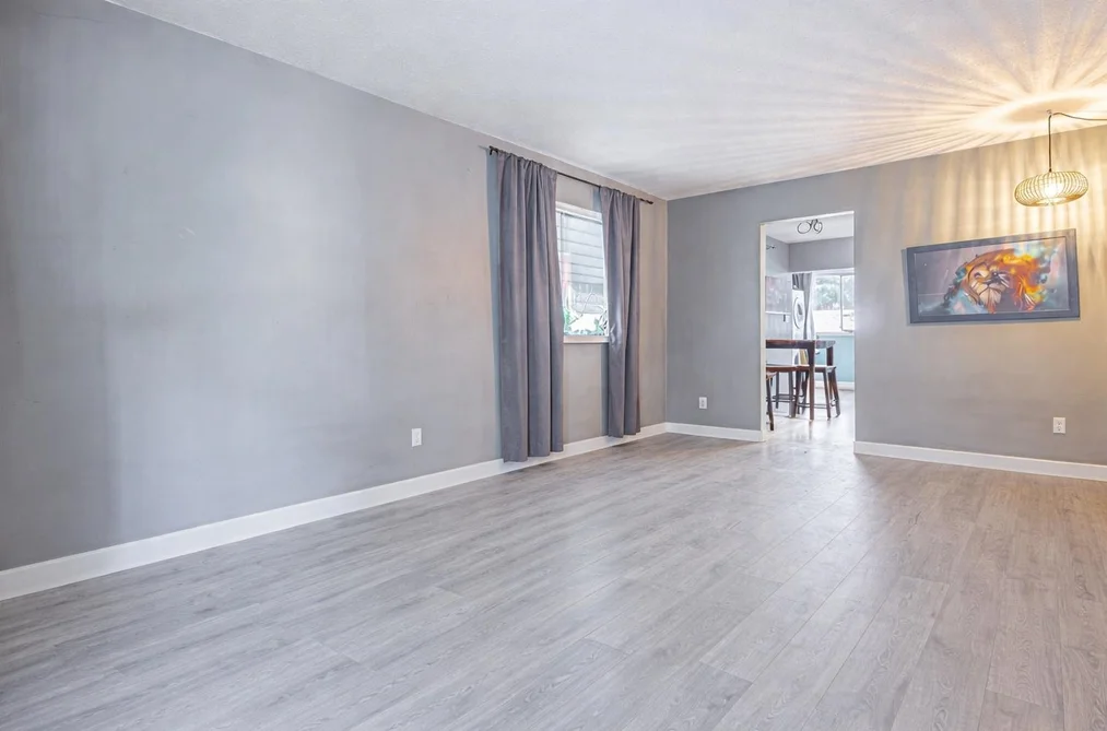 33186 3RD AVENUE, Mission BC V2V 1N9, Mission BC — Residential for Sale - Photo 3