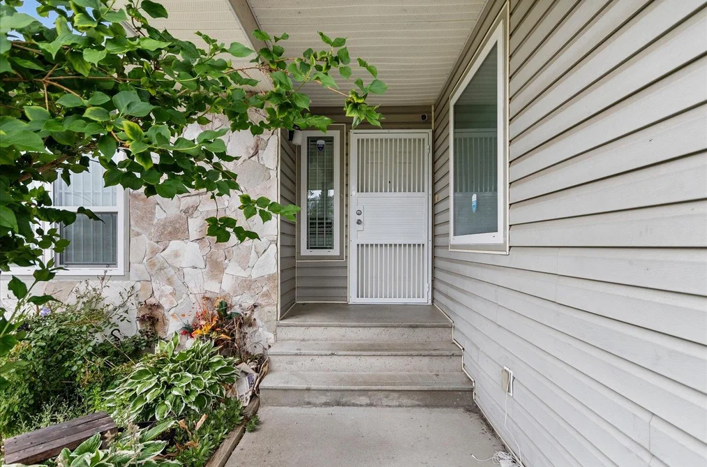 3319 FIRHILL DRIVE, Abbotsford BC V2T 5L4, Abbotsford BC — Residential for Sale - Photo 3