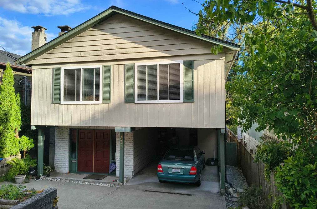 House for sale at 332 Avalon Drive Port Moody British Columbia - MLS: R3141859