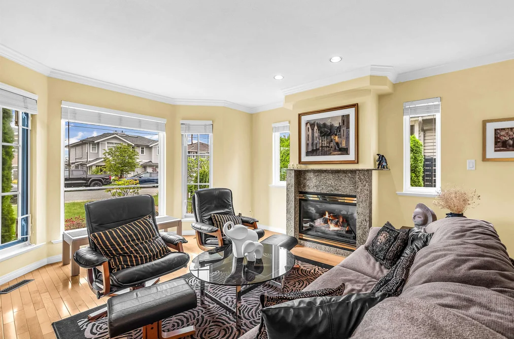 332 E 12TH STREET, North Vancouver BC V7L 2J9, North Vancouver BC — Residential for Sale - Photo 5
