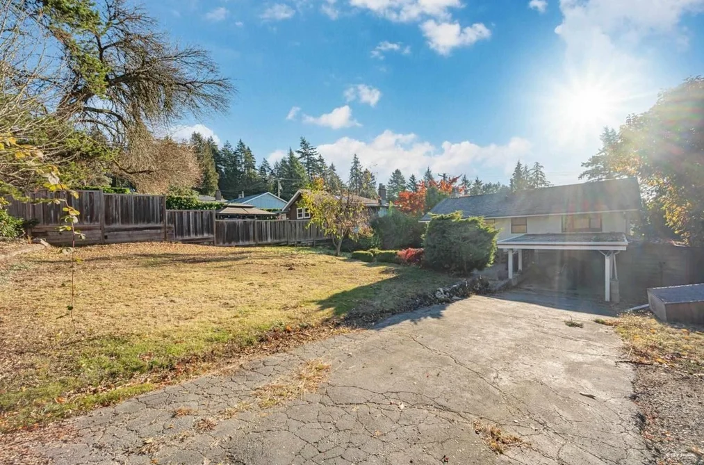 332 LAURENTIAN CRESCENT, Coquitlam BC V3K 1Y1, Coquitlam BC — Residential for Sale - Photo 3
