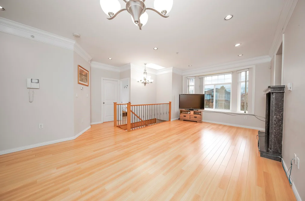 3320 E 43RD AVENUE, Vancouver BC V5R 3A1, Vancouver BC — Residential for Sale - Photo 4