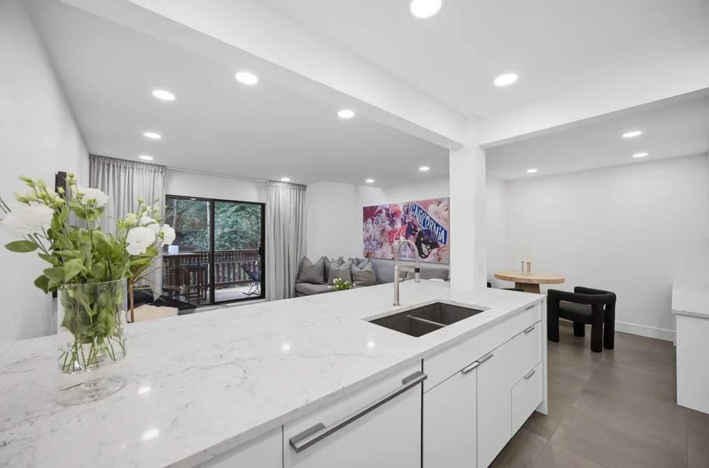 3321 MOUNTAIN HIGHWAY, North Vancouver BC V7K 2H4, North Vancouver BC — Residential for Sale - Photo 4