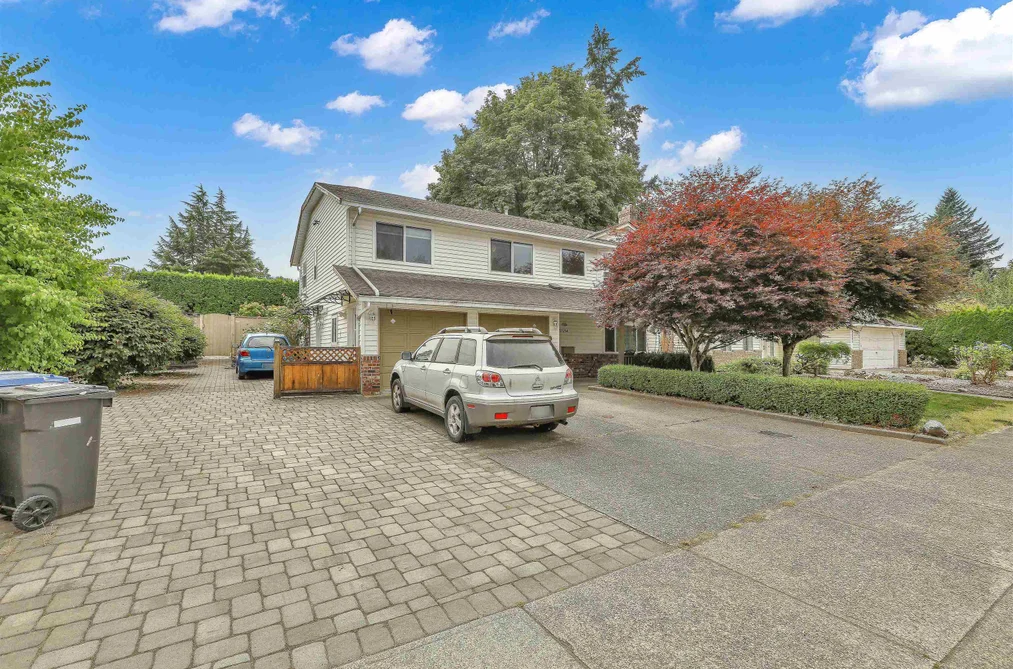House for sale at 33234 Meadowlands Avenue Abbotsford British Columbia - MLS: R3147452