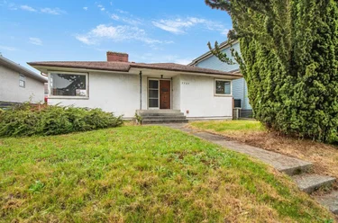 3325 E 49th Ave, Vancouver, BC - MLS: R3127496