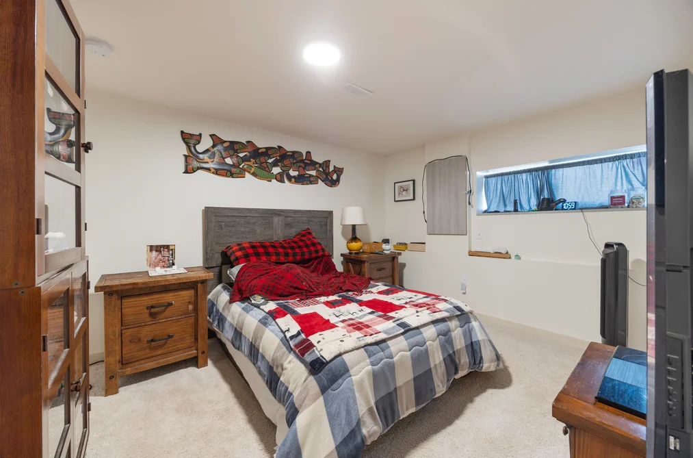 3325 Seaforth Drive, Vancouver, BC - House for Sale - Photo 30 of 40 3325 Seaforth Drive, Vancouver, BC - House for Sale - Photo 30 of 40