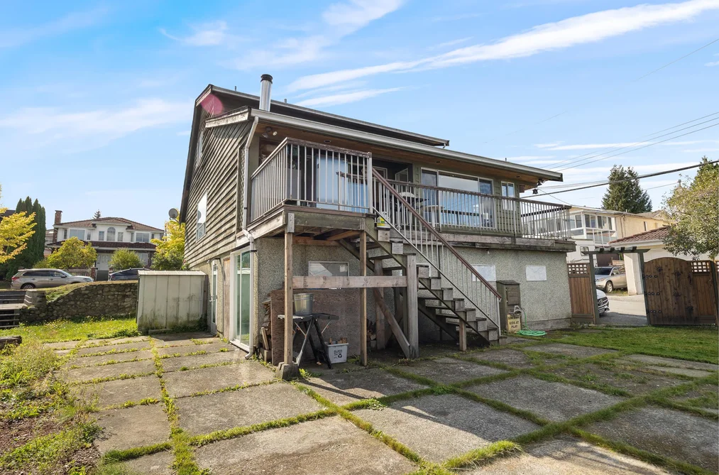 3325 Seaforth Drive, Vancouver, BC - House for Sale - Photo 35 of 40 3325 Seaforth Drive, Vancouver, BC - House for Sale - Photo 35 of 40