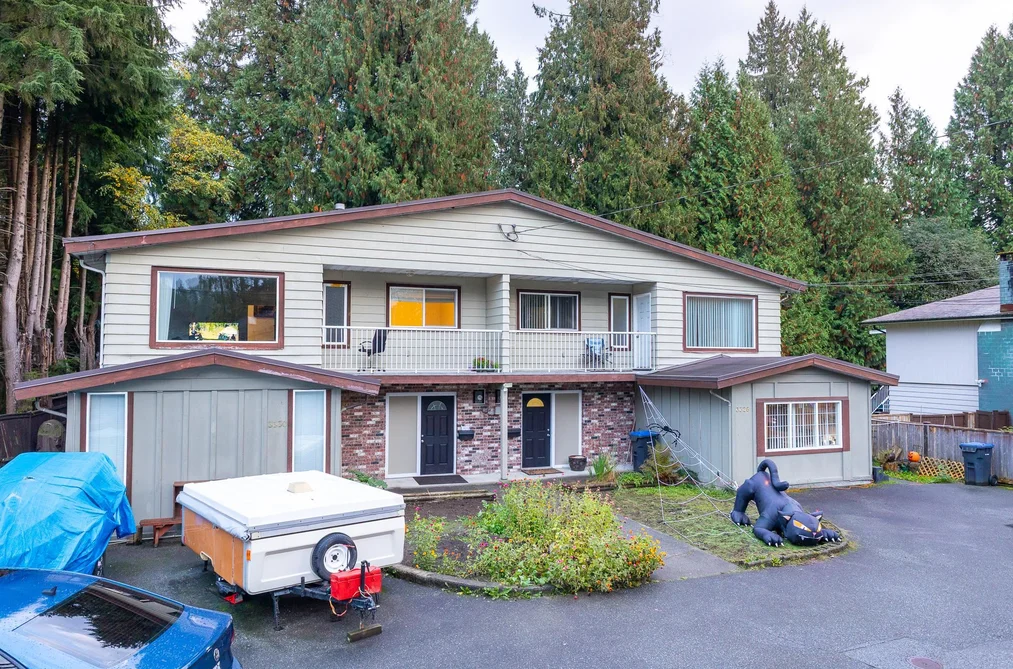 3326 3330 FINLEY STREET, Port Coquitlam BC V3B 3H2, Port Coquitlam BC — Residential for Sale - Photo 2