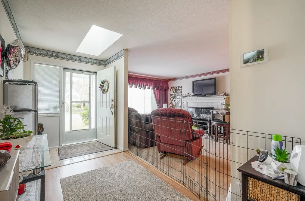 3329 197 STREET, Langley BC V3A 7X4, Langley BC — Residential for Sale - Photo 3