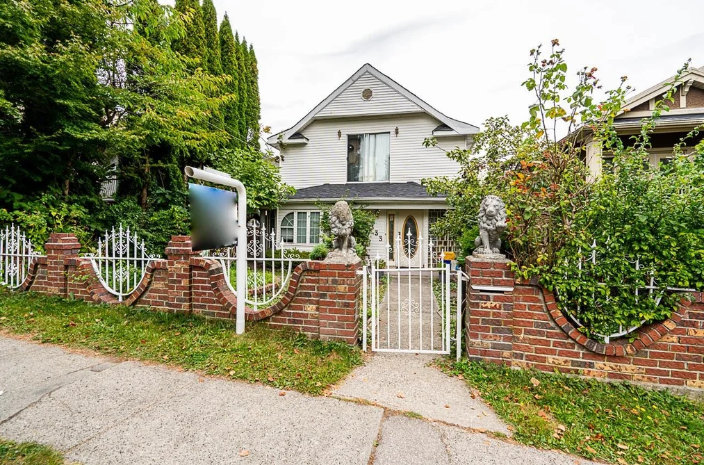 House for sale at 333 E 28th Avenue Vancouver British Columbia - MLS: R3078191