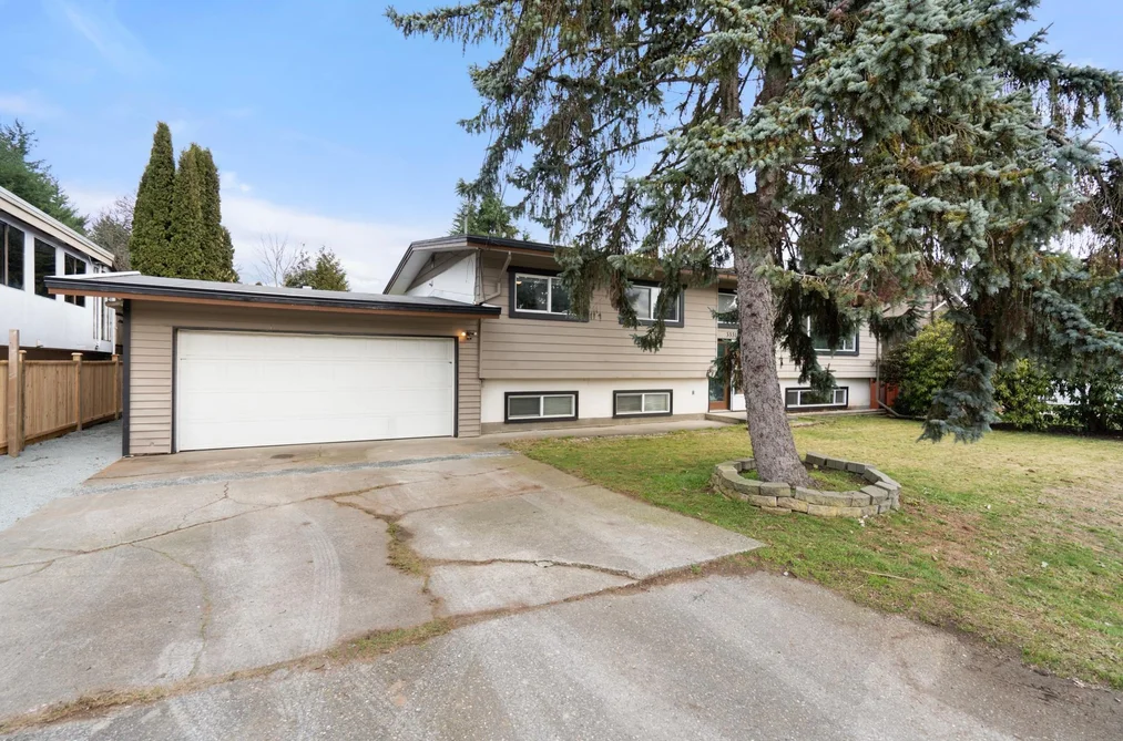33315 Lynn Ave, Abbotsford, BC - MLS: R3167546