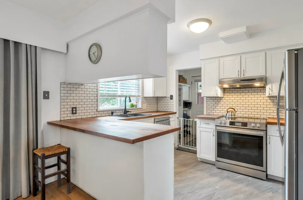 33318 HOLLAND AVENUE, Abbotsford BC V2S 1E9, Abbotsford BC — Residential for Sale - Photo 3