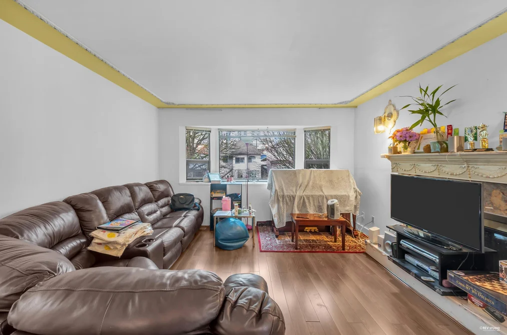 3334 ARCHIMEDES STREET, Vancouver BC V5R 4W3, Vancouver BC — Residential for Sale - Photo 3