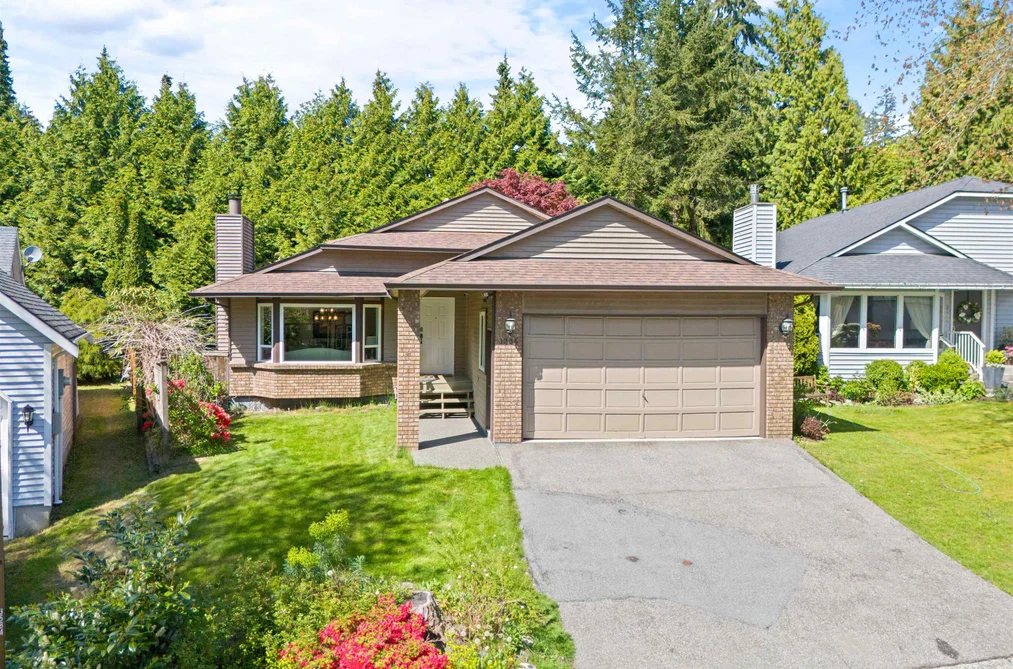 House for sale at 3336 Manning Crescent North Vancouver British Columbia - MLS: R3165608