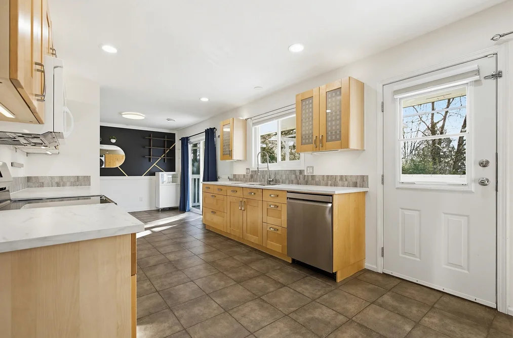 33394 HEATHER AVENUE, Mission BC V2V 4R3, Mission BC — Residential for Sale - Photo 2