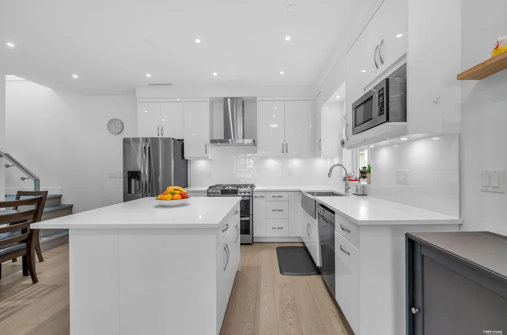 3342 E 24TH AVENUE, Vancouver, BC — Residential for Sale — Photo 16 of 38