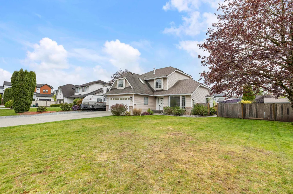 3343 197A STREET, Langley BC V3A 7Y7, Langley BC — Residential for Sale - Photo 2