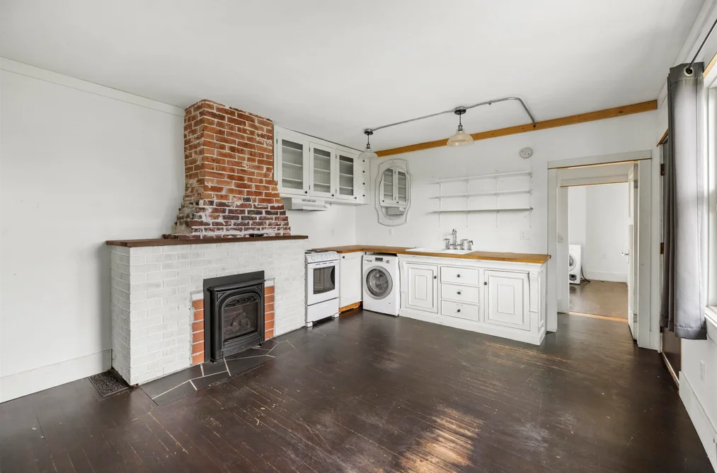 33433 3 AVENUE, Mission BC V2V 1P3, Mission BC — Residential for Sale - Photo 3