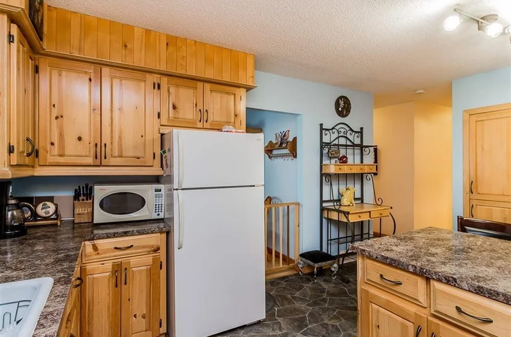 33437 GEORGE FERGUSON WAY, Abbotsford BC V2S 2L9, Abbotsford BC — Residential for Sale - Photo 4
