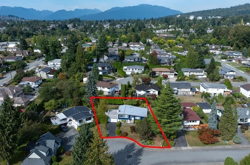 3345 CARDINAL DRIVE, Burnaby BC V5A 2T7, Burnaby BC — Residential for Sale - Photo 2