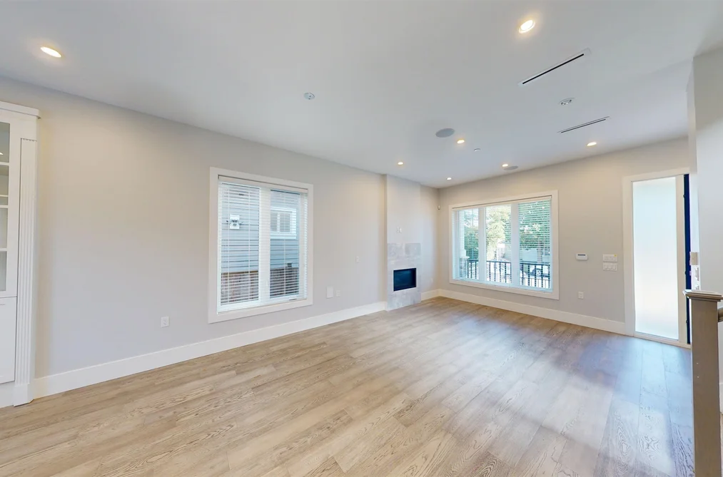3345 PARKER STREET, Vancouver BC V5K 2W1, Vancouver BC — Residential for Sale — Photo 4 of 31