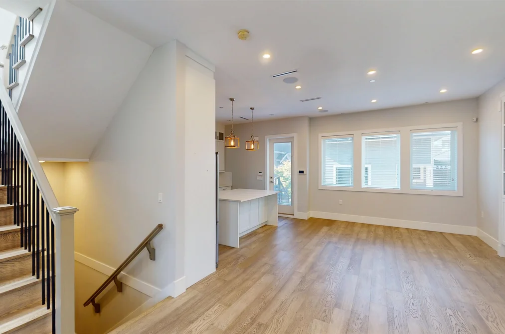 3345 PARKER STREET, Vancouver BC V5K 2W1, Vancouver BC — Residential for Sale — Photo 7 of 31