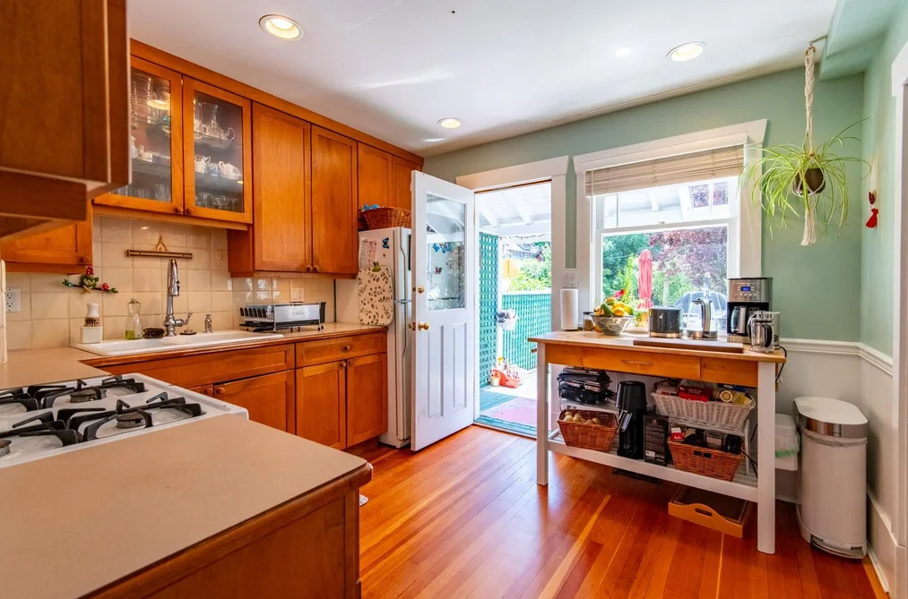 3346 W 11TH AVENUE, Vancouver BC V6R 2J8, Vancouver BC — Residential for Sale — Photo 10 of 28