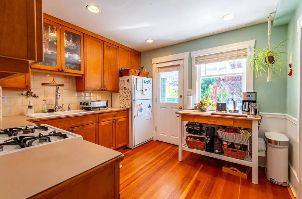 3346 W 11TH AVENUE, Vancouver BC V6R 2J8, Vancouver BC — Residential for Sale — Photo 9 of 28