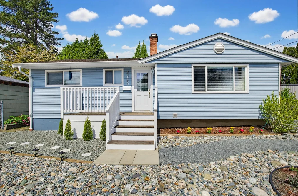 33469 5 AVENUE, Mission BC V2V 1W5, Mission BC — Residential for Sale - Photo 2