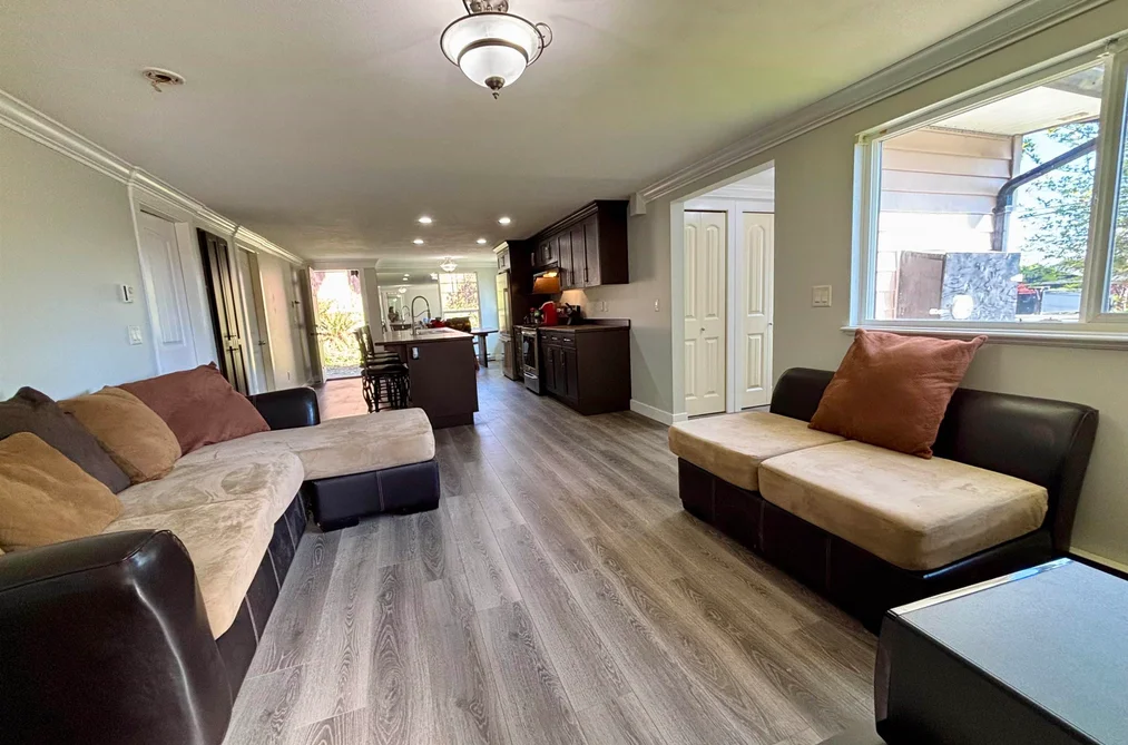 33475 CHERRY AVENUE, Mission BC V2V 2V5, Mission BC — Residential for Sale - Photo 4