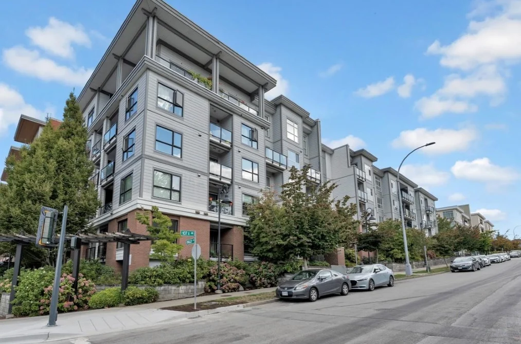 Condo for sale at 335 13733 107a Avenue Surrey British Columbia - MLS: R3163534