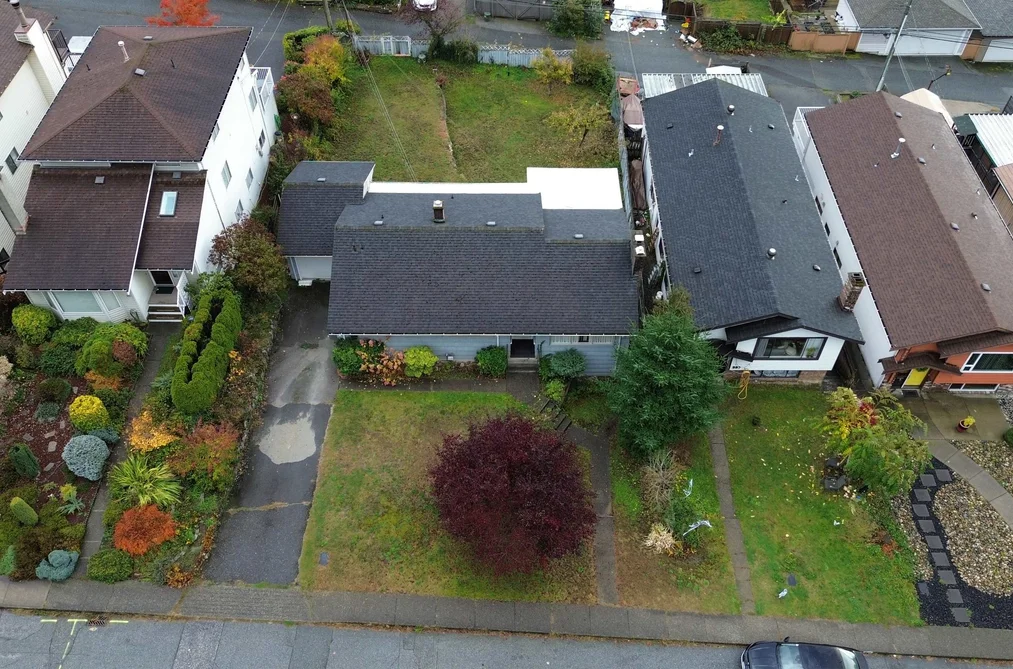 335 W 28th Street, North Vancouver, BC - MLS: R3179561 - Photo 17 335 W 28th Street, North Vancouver, BC - MLS: R3179561 - Photo 17