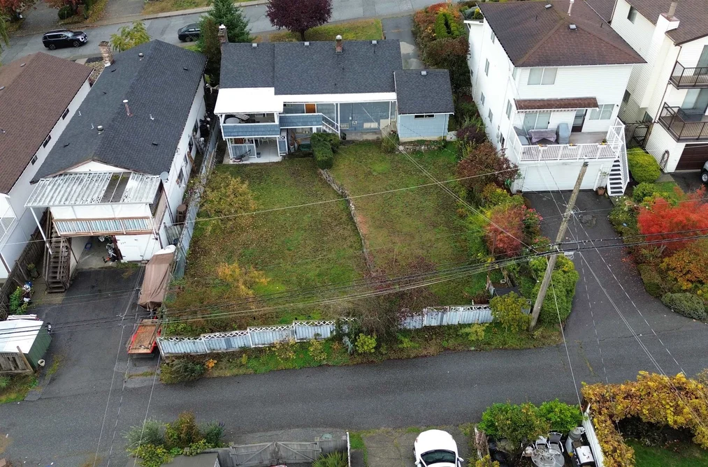 335 W 28th Street, North Vancouver, BC - MLS: R3179561 - Photo 18 335 W 28th Street, North Vancouver, BC - MLS: R3179561 - Photo 18