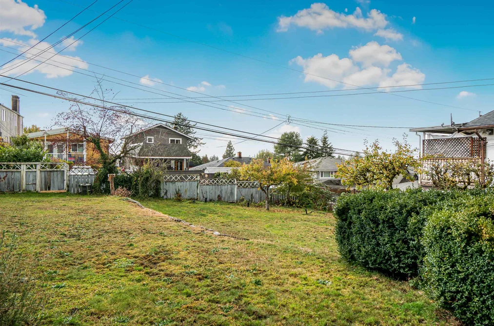 335 W 28th Street, North Vancouver, BC - MLS: R3179561 - Photo 29 335 W 28th Street, North Vancouver, BC - MLS: R3179561 - Photo 29
